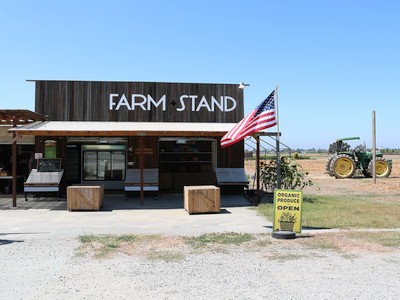 farm-stand-400